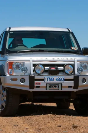 Limited Offer ARB Bullbar Suit Srs Land Rover Lr3 04-09 (Fit Kit NOT Included)