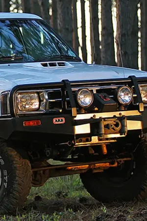 Shop Now ARB Winchbar Suit Flares 91-96 4 Run Sr5