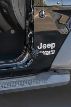 DV8 Offroad 07-23 Jeep Gladiator/Wrangler JT/JK/JL Foot Pegs Trusted Brand