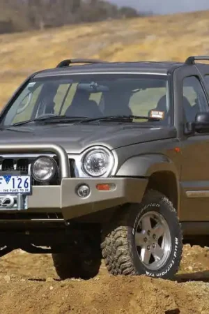 ARB Combar 05-08 Jeep Liberty KJ Top Pick