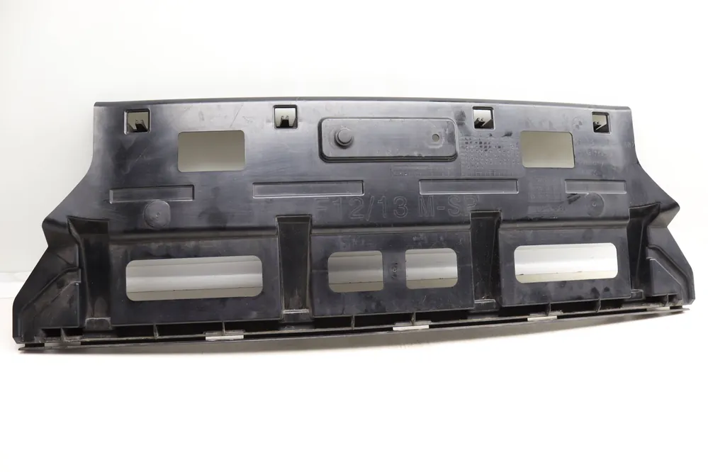 BMW Rear Center Bumper Mount Bracket 51128050387 Super Sale