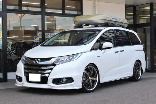 SSR Abela Tw10 5x112 19X8.5+22 Super Low Disk Titan Silver Editor’s Pick