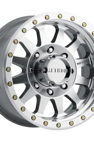 Top Rated Method MR304 Double Standard 20x10 -18mm Offset 8x6.5 130.81mm CB Machined/Clear Coat Wheel